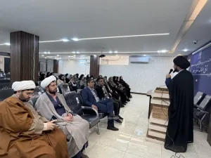 برگزاری جلسه با حضور امام جمعه شهرستان